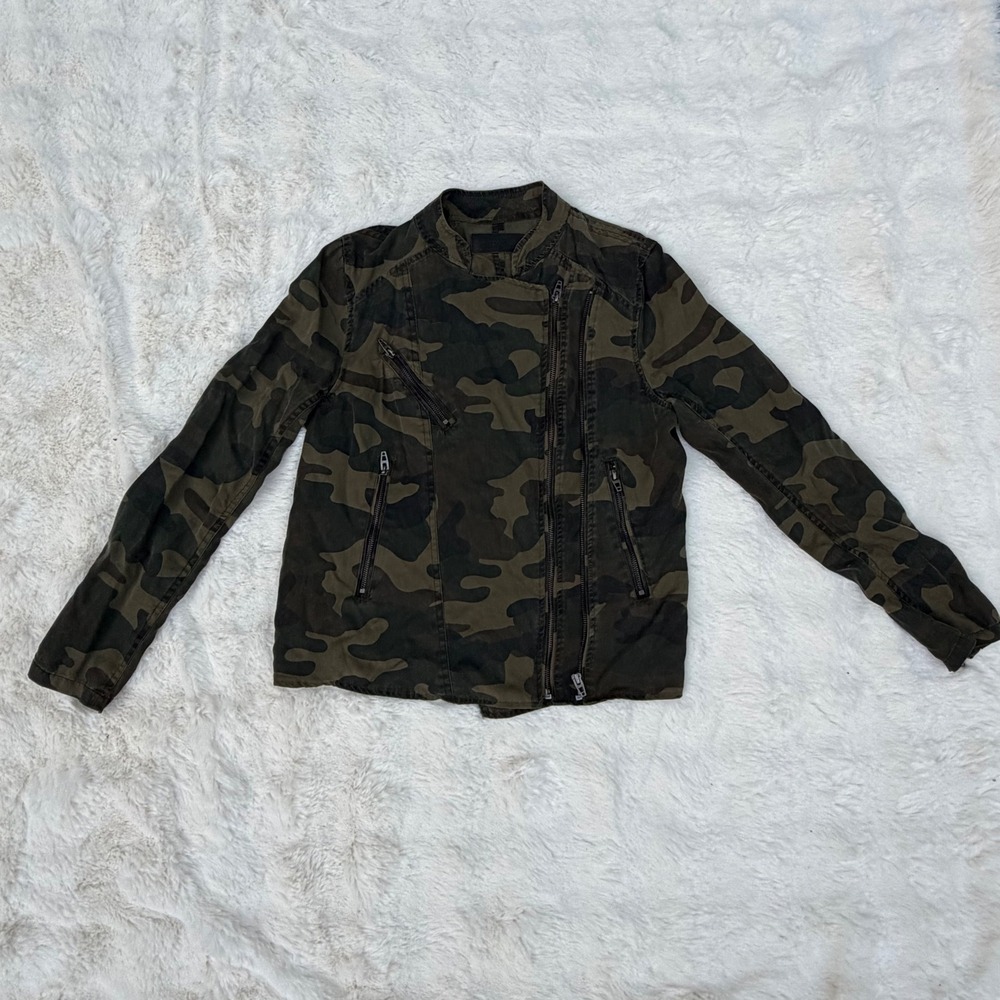 Blank NYC Camo Moto Jacket Womens Small Green Camouflage Zip 41DJ5150 Lyocell